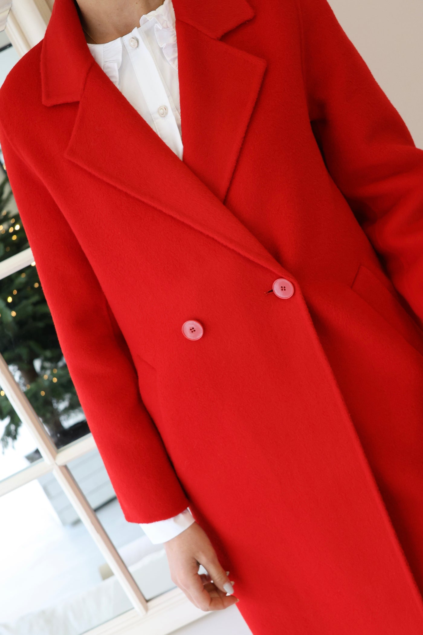 Rouge wool coat