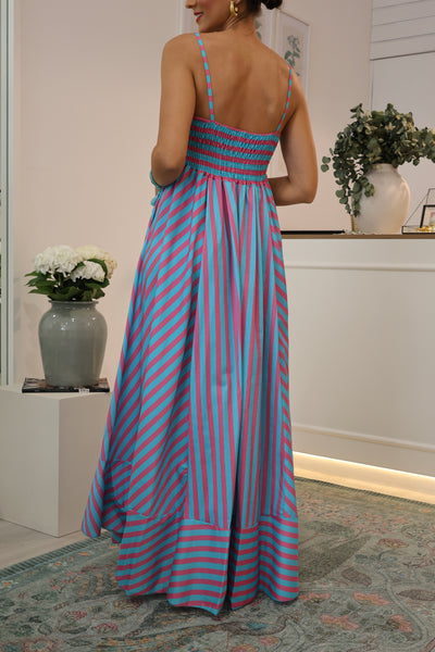 Vestido rosa de Malibú