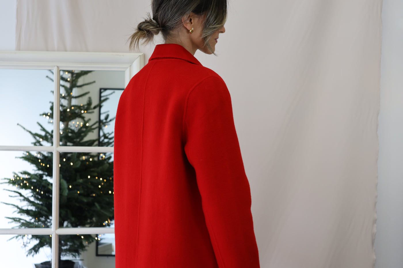 Rouge wool coat