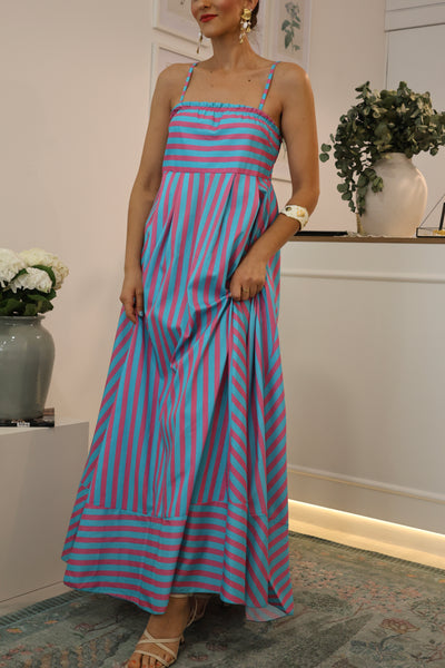 Vestido rosa de Malibú