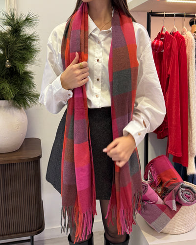 Cachecol vermelho Paris